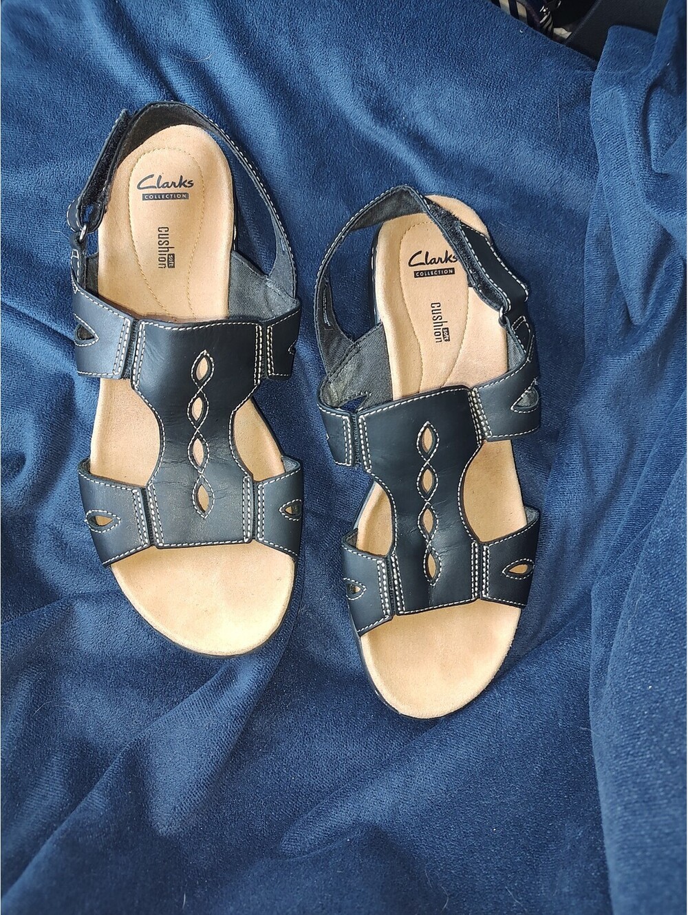 Clarks Collection Black Leather Comfort Sandals Size 11